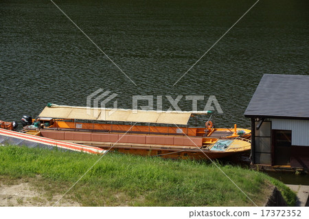 Mogami river boat down Basho line start Koguchi Port Tozawa clan's ship's number Pier Mogami river boat down Basho line start Koguchi Port Tozawa clan's ship's number Pier 17372352