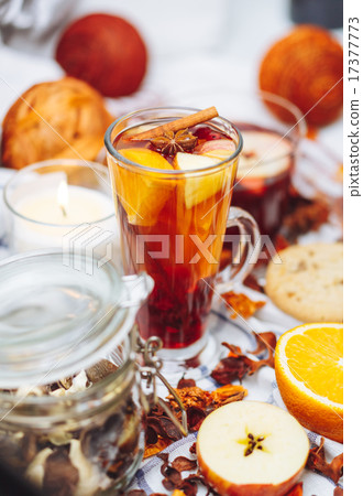 mulled wine 17377773
