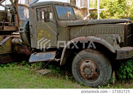 old truck 17381725