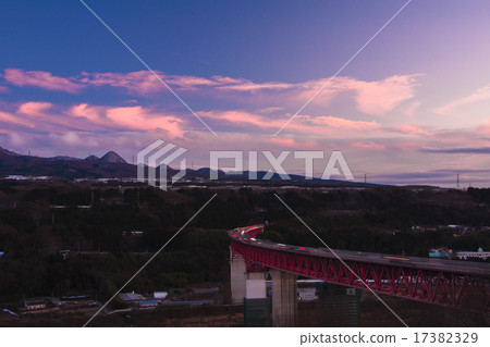 Sunset highway Sunset highway 17382329
