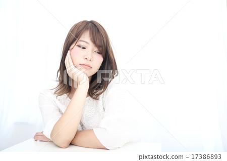女20的臉頰 17386893