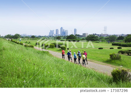多摩河遊樂園 17387296