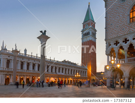 Square San Marco, Venice, Italy Square San Marco, Venice, Italy 17387312