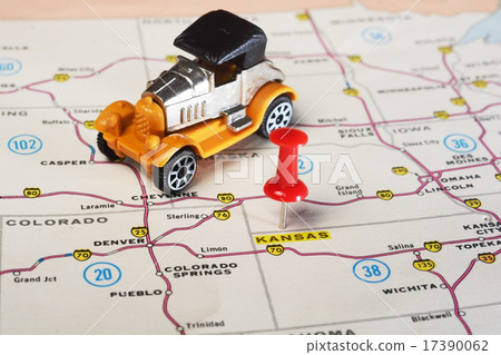 Kansan USA map retro car 17390062