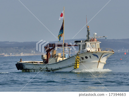 Fishing vessel 17394663