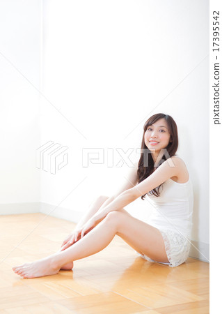 Woman relax 17395542