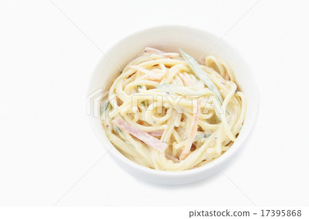 Noodle pasta salad 17395868