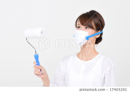 有防毒面具的一名婦女 有防毒面具的一名婦女 17403291