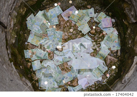 Romanian lei banknotes and coins  17404042