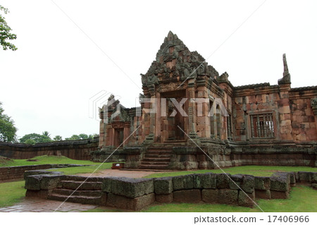 Muang Tham ruins in Thailand 17406966