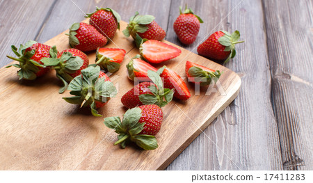 strawberry strawberry 17411283