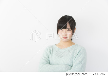 An angry woman 17411787