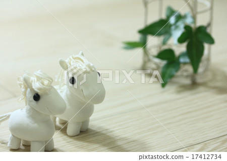 好朋友白馬 17412734