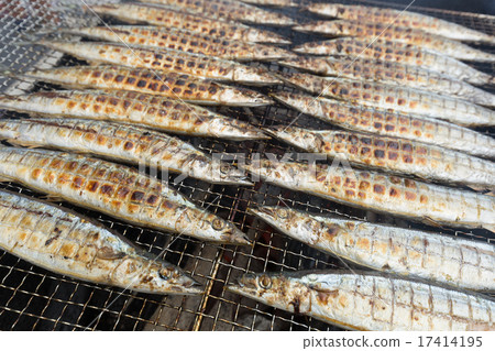 用梨烤的字符 用梨烤的字符 17414195