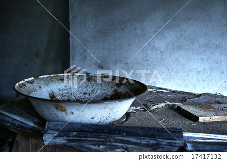 Abandoned clinic 17417132