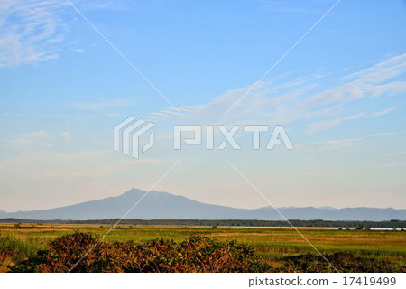 Dynasty Lake 17419499