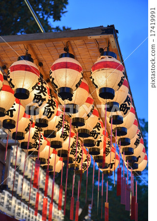 三島泰莎夏季節日燈籠的花車 17419991