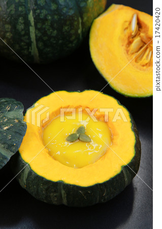 Pumpkin soup 17420420