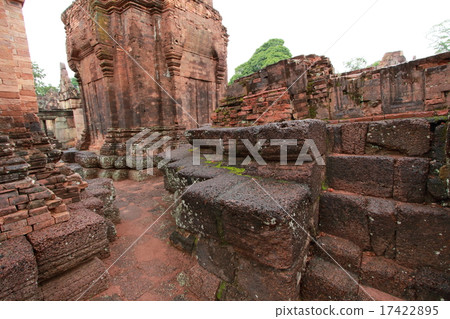Muang Tham ruins in Thailand Muang Tham ruins in Thailand 17422895