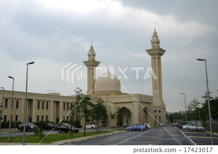 Tengku Ampuan Jemaah Mosque in Selangor, Malaysia 17423017
