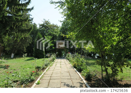 斯納戈夫修道院花園 斯納戈夫修道院花園 17425636