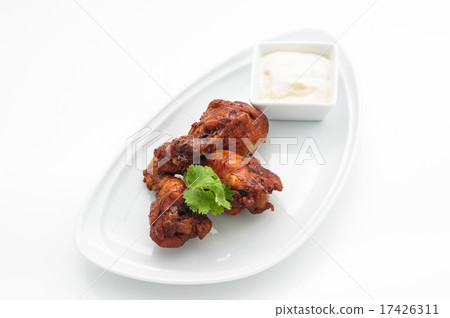 Deep fried chicken with tartar sauce 17426311