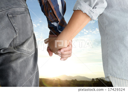 couple in love 17429324