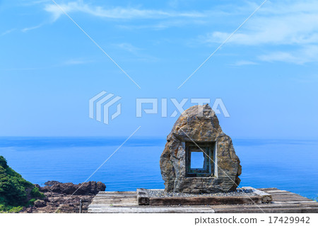 Suisu Cape Crown Frame Stone·夢之門 17429942