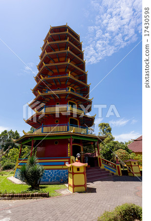 Pagoda Ekayana, Tomohon, Sulawesi Utara Pagoda Ekayana, Tomohon, Sulawesi Utara 17430598