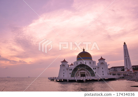 Strait mosque in the sunset 17434036