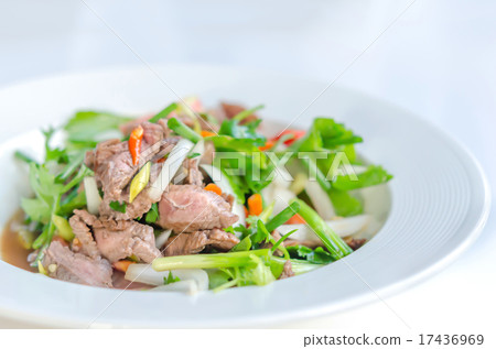 spicy grilled beef salad spicy grilled beef salad 17436969