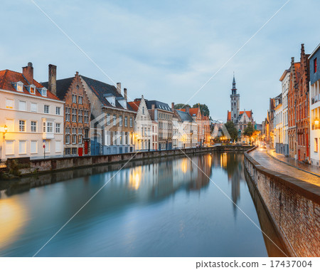 Jan van Eyck Square over the waters of Spiegelrei, Bruges Jan van Eyck Square over the waters of Spiegelrei, Bruges 17437004