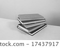 Books 17437917