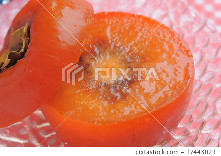 Cut persimmon Cut persimmon 17443021