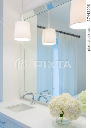Interior design of a luxury bathroom Interior design of a luxury bathroom 17443998