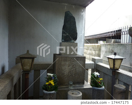 Chikamatsu Monzaemon墓 17447175