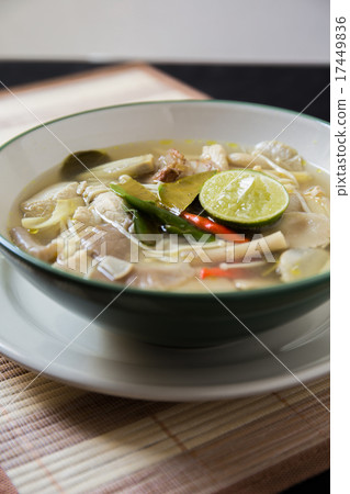 Tom Yum Soup 17449836