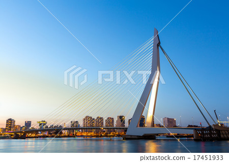 Erasmus bridge Rotterdam Erasmus bridge Rotterdam 17451933
