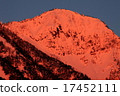 Sunlight in the morning glow Mt. Shirane 17452111