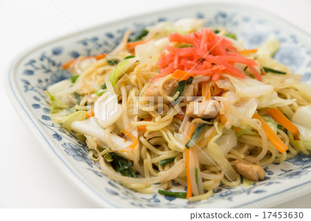Fried noodles  17453630