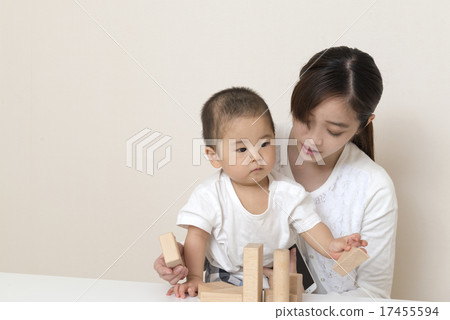 Baby and Mom 17455594