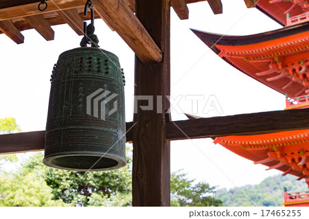 Five-story pagoda seen from Aki's Miyajima Toyokuni Shrine (1000 calendar) Five-story pagoda seen from Aki's Miyajima Toyokuni Shrine (1000 calendar) 17465255