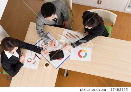 團隊的選擇決定會議圖像複製空間更多 團隊的選擇決定會議圖像複製空間更多 17468525