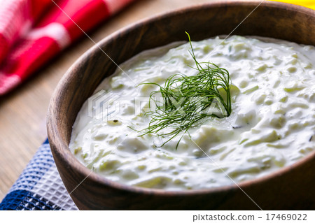greek salad tzatziki of cucumber, yogurt