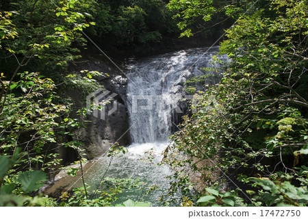 Hakusan Waterfall (Hokkaido Eniwa Ralmanai) 17472750