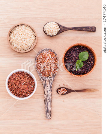 Collection of whole grain Thai jasmine rice. Collection of whole grain Thai jasmine rice. 17474146