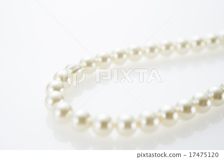 Pearl necklace imitation Pearl necklace imitation 17475120