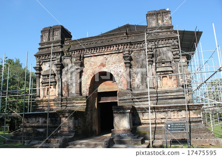 Polonnaruwa remains Polonnaruwa remains 17475595