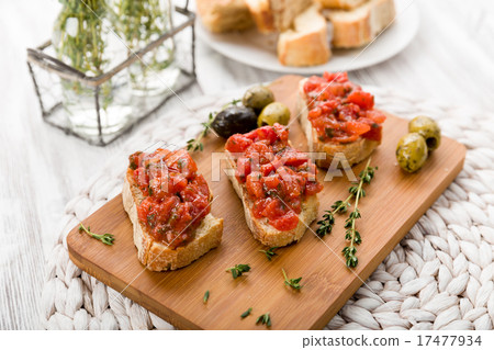 Bruschetta with olives 17477934