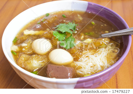 Fish maw and crab meat and mushroom. Fish maw and crab meat and mushroom. 17479227